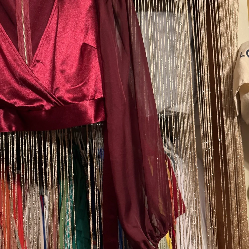 Top - Picture 2 of 5